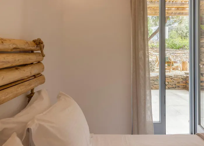 Misty Platis Gialos (Sifnos)