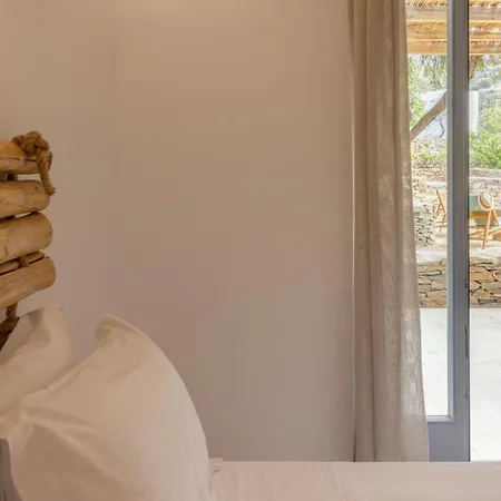 Misty Platis Gialos (Sifnos)